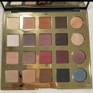 Brand new in box Tarte Tarteist Pro eyeshadow pallette